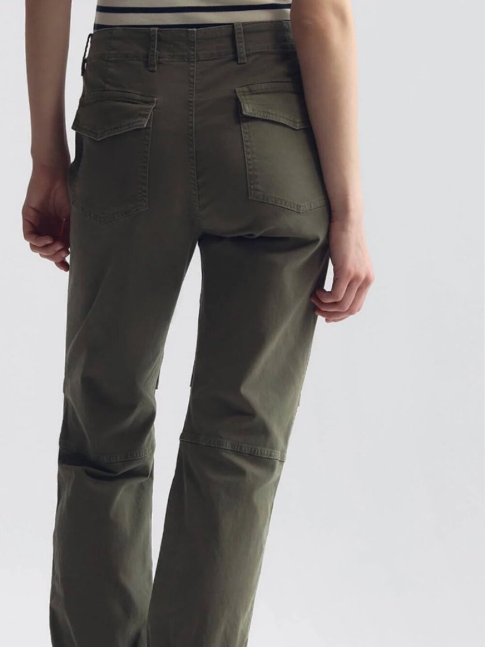 Nili Lotan UTILITY COTTON PANT - Size 0 - Vintage Wash Thyme - Picture 4 of 9